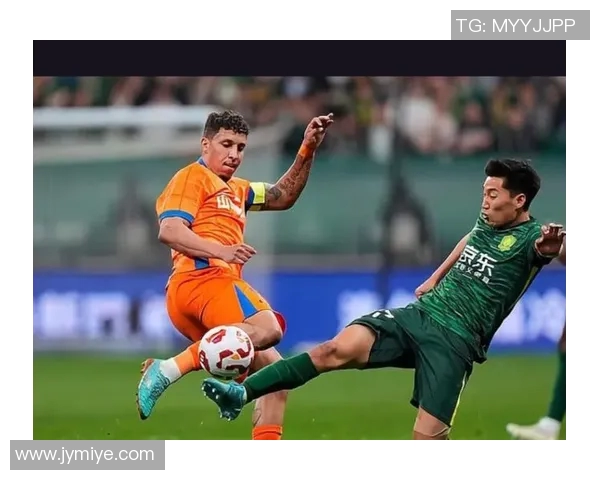 掌握颠足球技巧的秘诀与练习方法分享让你轻松成为足球小达人 掌握颠足球技巧的秘诀与练习方法分享让你轻松成为足球小达人